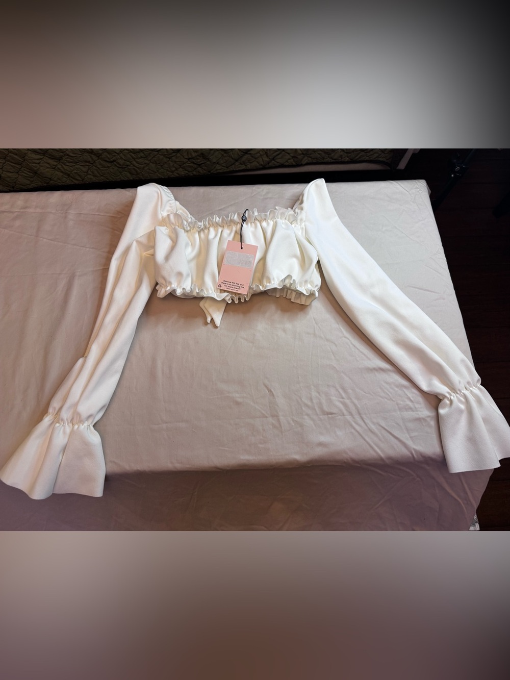Missguided White Off-Shoulder Tie-Front Puff Sleeve Crop Top - Picture 6 of 9